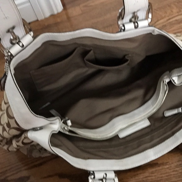 Authentic Coach shoulder bag - Picture 3 of 4